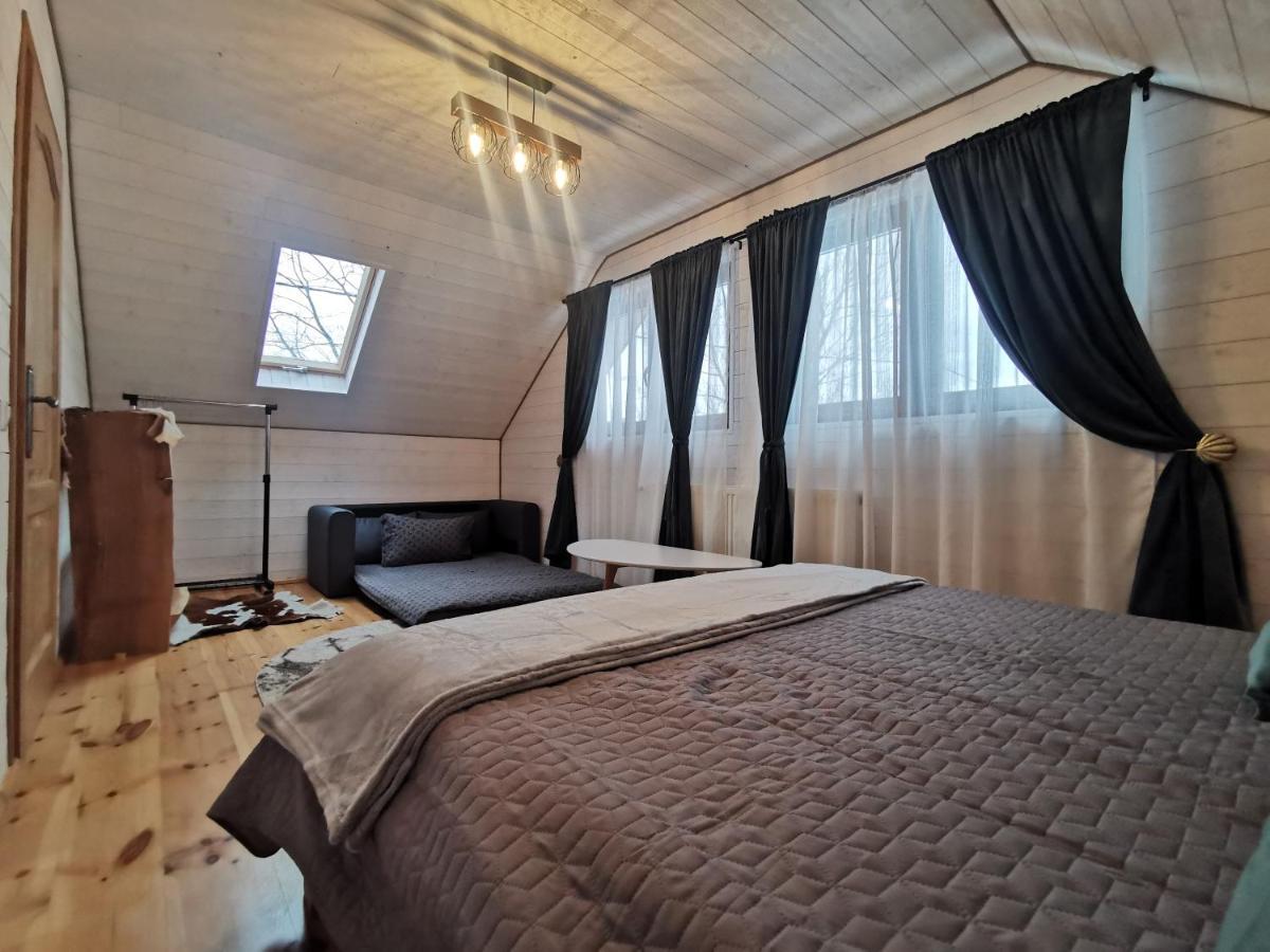 Bear'S Lair Chalet 포룸바쿠 데 수스 외부 사진