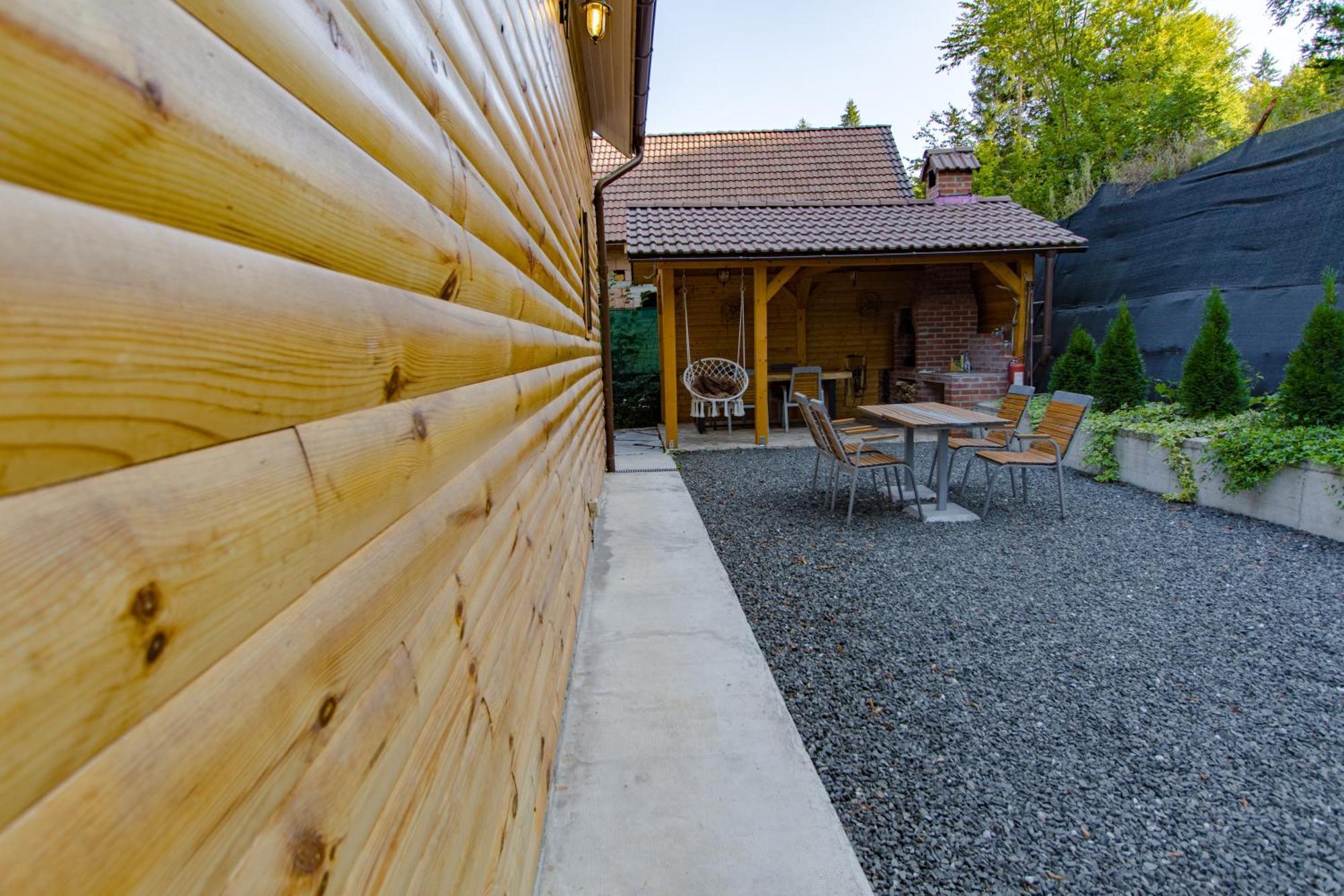 Bear'S Lair Chalet 포룸바쿠 데 수스 외부 사진