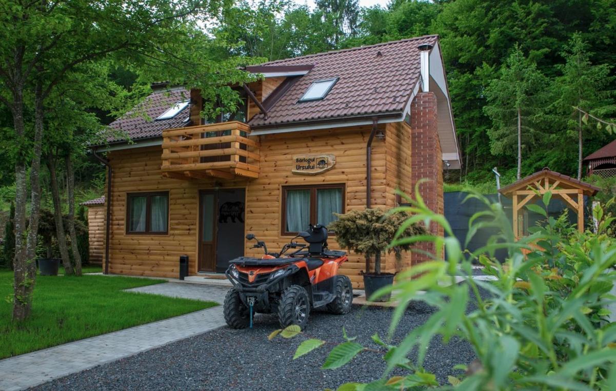 Bear'S Lair Chalet 포룸바쿠 데 수스 외부 사진